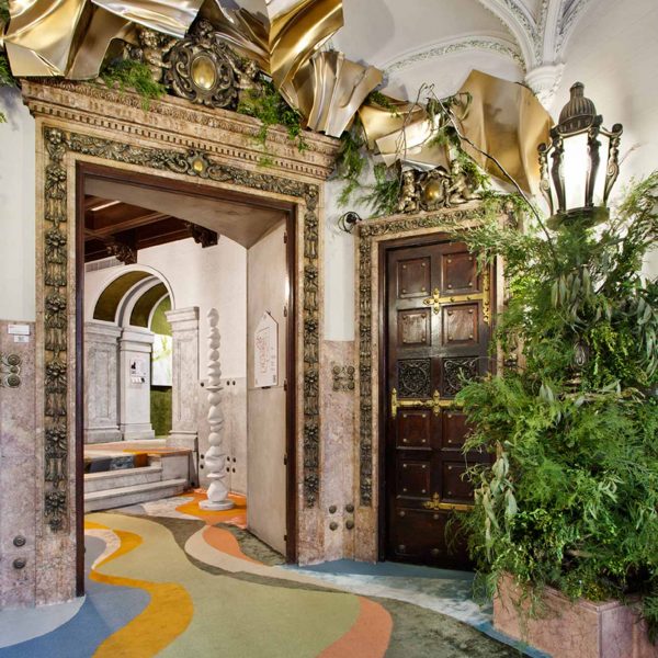 casa-decor-2021-espacio-garna-studio-entrada-laura-gama-y-enrique-garcia-4